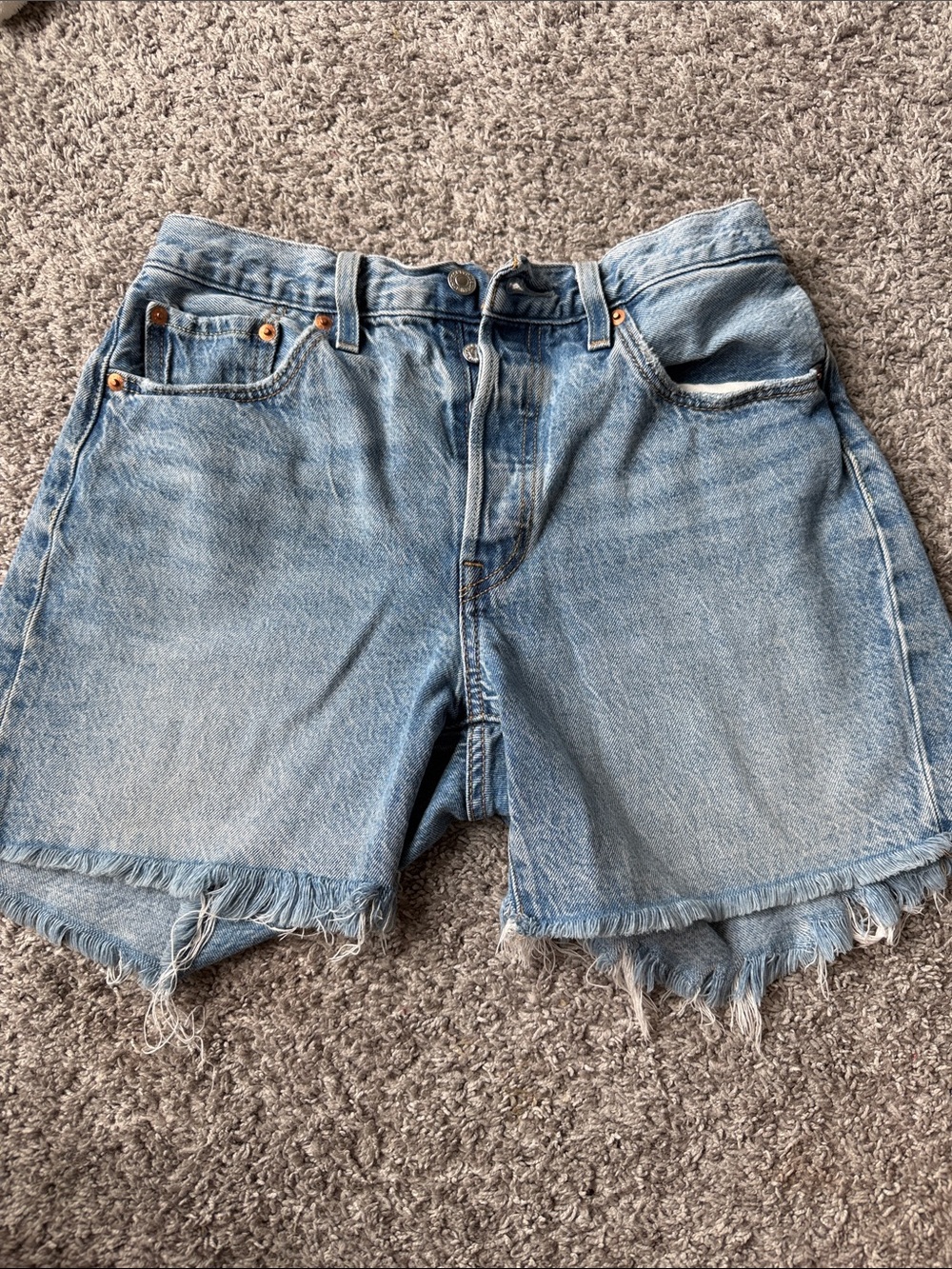Levi's Light Blue Frayed Hem Denim Shorts - Picture 1 of 7